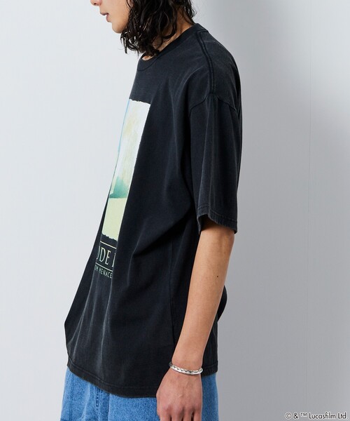 FREAK'S STORE（フリークスストア）の「FREAK’S STORE/フリークスストア STARWARS/スターウォーズ(Graphic) フロスト加工ショートスリーブTシャツ/半袖/リラックスフィット（Tシャツ/カットソー・メンズ・ブラック/ホワイト・MEDIUM/LARGE）」の12枚目の写真