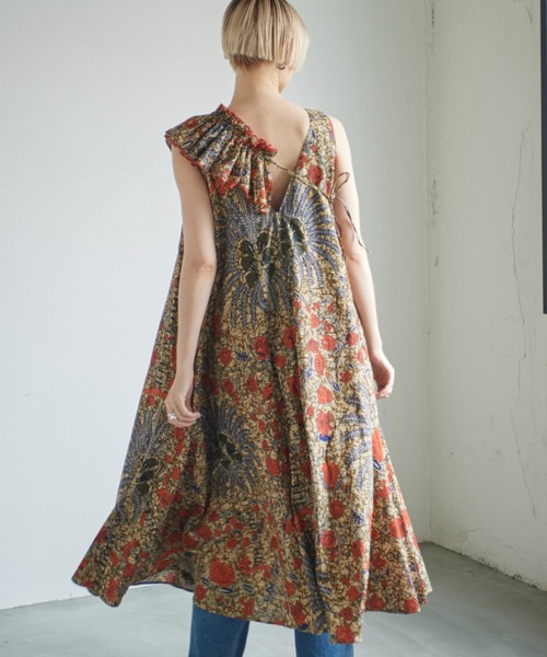 ROSE BUD(ローズバッド)の「(mag.by c)アフリカンプリントフリル(シャツ/ブラウス・レディース・ブラウン/グリーン・FREE)」の4枚目の写真