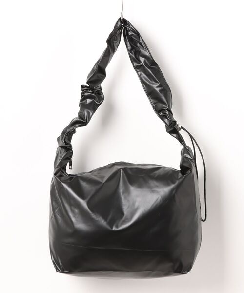 cepo（セポ）の「シャーリングショルダーバッグ（ショルダーバッグ・レディース・ブラック/シルバー・FREE）」の14枚目の写真