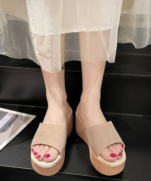 Miniministore(ミニミニストア)の「ウェッジソール 厚底サンダル 履きやすい(サンダル・レディース・ブラック/グリーン/ベージュ/キャメル・23.5cm/24.0cm/23.0cm/24.5cm/22.5cm)」の11枚目の写真