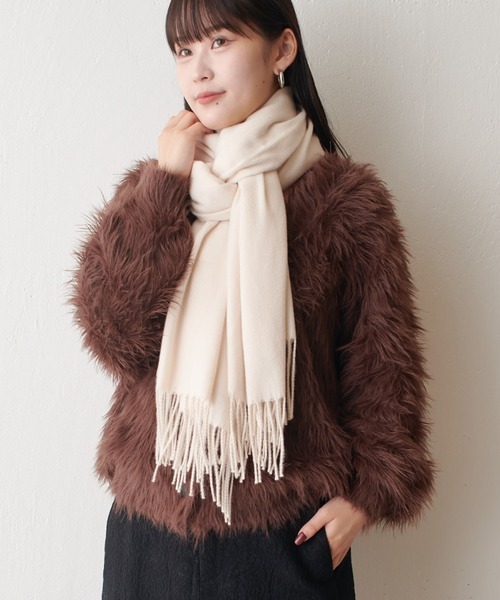 Lui's（ルイス）の「ソフトカラーストール（マフラー・レディース・アイボリー/ダークグリーン/ボルドー/ブラック・FREE）」の14枚目の写真