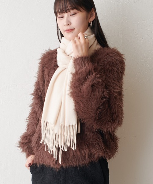 Lui's（ルイス）の「ソフトカラーストール（マフラー・レディース・アイボリー/ダークグリーン/ボルドー/ブラック・FREE）」の15枚目の写真