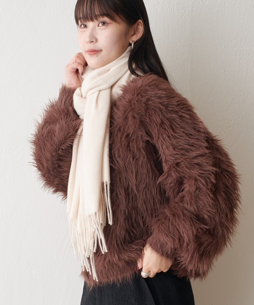 Lui's（ルイス）の「ソフトカラーストール（マフラー・レディース・アイボリー/ダークグリーン/ボルドー/ブラック・FREE）」の16枚目の写真