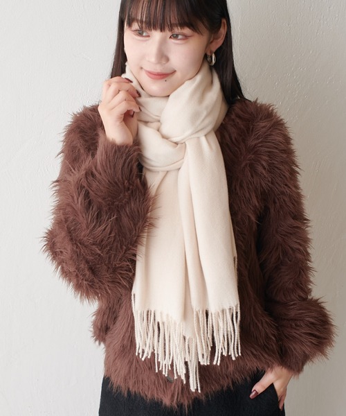 Lui's（ルイス）の「ソフトカラーストール（マフラー・レディース・アイボリー/ダークグリーン/ボルドー/ブラック・FREE）」の17枚目の写真