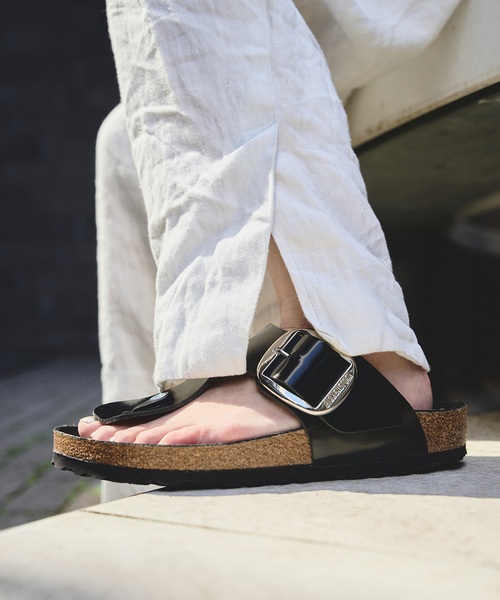 IENA（イエナ）の「BIRKENSTOCK/ビルケンシュトック 別注 Ramses Big buckle ED/IE（サンダル・レディース・ブラック・35/36/37/38/39）」の6枚目の写真