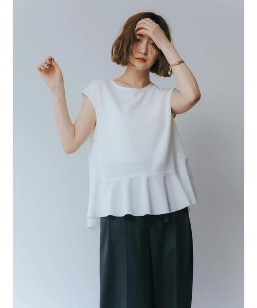 YECCA VECCA（イェッカヴェッカ）の「ペプラムカットソーブラウス（シャツ/ブラウス・レディース・ブラック/オフホワイト・FREE）」の4枚目の写真