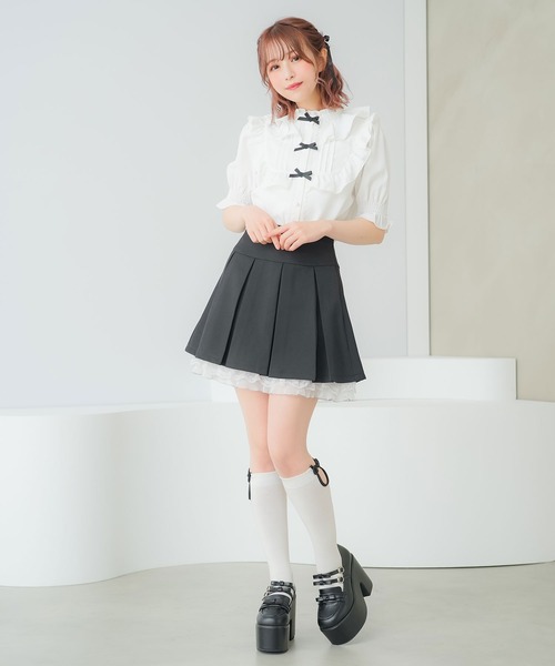 DearMyLoveRose(ディアマイラブローズ)の「トリプルリボンヨークフリルブラウス(シャツ/ブラウス・レディース・ラベンダー/ブラック/ホワイト/ベビーピンク・3L/LL/LARGE/MEDIUM/SMALL)」の11枚目の写真