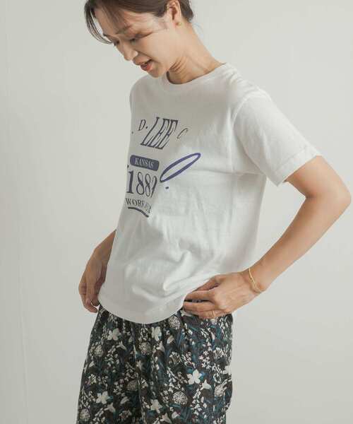 Lee（リー）の「Lee　LOGO HALF-SLEEVE T-SHIRTS（Tシャツ/カットソー・レディース・ホワイト系その他/イエロー系その他・MEDIUM）」の4枚目の写真