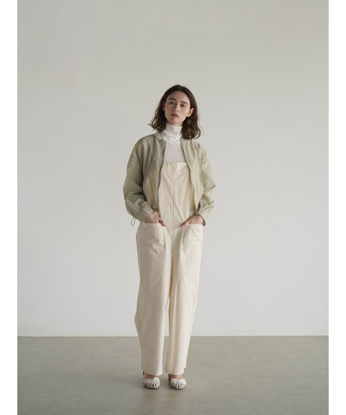 FIKA.(フィーカ)の「Gather sheer blouson(ブルゾン・レディース・ベージュ/カーキ/オフホワイト・MEDIUM)」の19枚目の写真