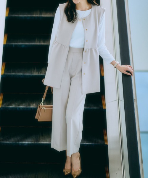 7days Life Styling（セブンデイズライフスタイリング）の「ダブルクロスペプラムジレ（ベスト・レディース・チャコール/ベージュ/ネイビー・LL/L/M/S）」の11枚目の写真