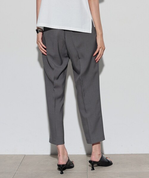 GALLEST（ギャレスト）の「イージーテーパードパンツ（その他パンツ・レディース・ベージュ系その他6/ブラック/チャコールグレー/ブラック系2・34/36/38/40）」の16枚目の写真
