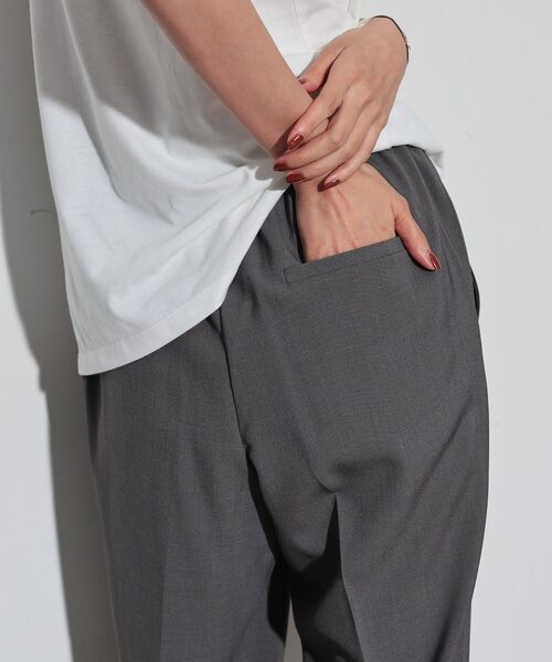 GALLEST（ギャレスト）の「イージーテーパードパンツ（その他パンツ・レディース・ベージュ系その他6/ブラック/チャコールグレー/ブラック系2・34/36/38/40）」の13枚目の写真