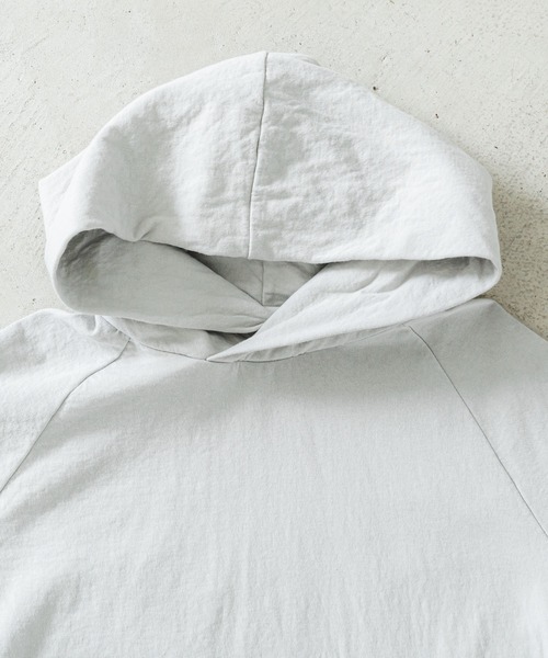 quadro（クオドロ）の「GTⅡ接結ニットプルパーカー（Tシャツ/カットソー・メンズ・ダークブラウン/グレー/オフホワイト/ダークネイビー/ライトグレー・LARGE/MEDIUM）」の19枚目の写真