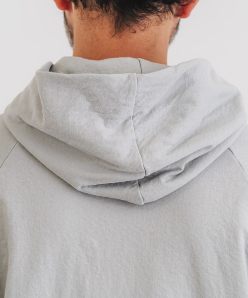 quadro（クオドロ）の「GTⅡ接結ニットプルパーカー（Tシャツ/カットソー・メンズ・ダークブラウン/グレー/オフホワイト/ダークネイビー/ライトグレー・LARGE/MEDIUM）」の13枚目の写真
