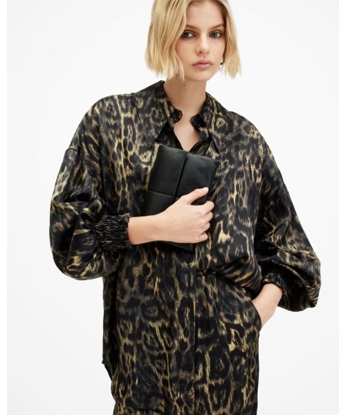 ALLSAINTS（オールセインツ）の「EZRA QUILTED LEATHER CROSSBODY BAG | EZRA キルティング レザー クロスボディ バッグ（ショルダーバッグ・レディース・ブラック・ONE SIZE）」の20枚目の写真