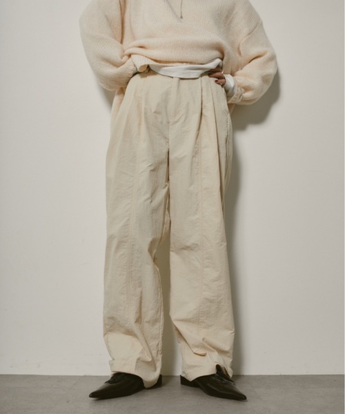 DRWCYS（ドロシーズ）の「2WAYコクーンパンツ（その他パンツ・レディース・アイボリー/ブラック・FREE）」の2枚目の写真