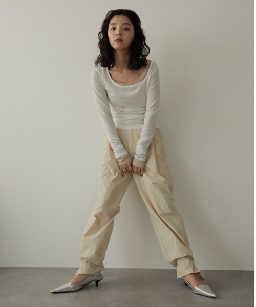 DRWCYS（ドロシーズ）の「2WAYコクーンパンツ（その他パンツ・レディース・アイボリー/ブラック・FREE）」の5枚目の写真