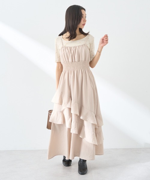 earth music&ecology（アースミュージックアンドエコロジー）の「ラッフルティアードキャミワンピース（ワンピース・レディース・ピンク/ベージュ/ブラック・FREE）」の6枚目の写真