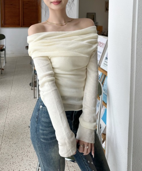 Ada.(エイダ)の「シンプルなのに格上げ。上品ニット。オフショル ふんわりタッチ 春 ニット(ニット/セーター・レディース・ベージュ/ライトグレー/ホワイト/ブラック・FREE)」の10枚目の写真