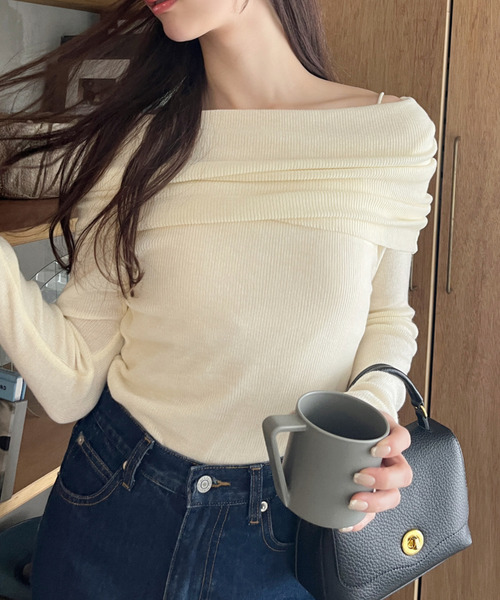 Ada.(エイダ)の「シンプルなのに格上げ。上品ニット。オフショル ふんわりタッチ 春 ニット(ニット/セーター・レディース・ベージュ/ライトグレー/ホワイト/ブラック・FREE)」の13枚目の写真