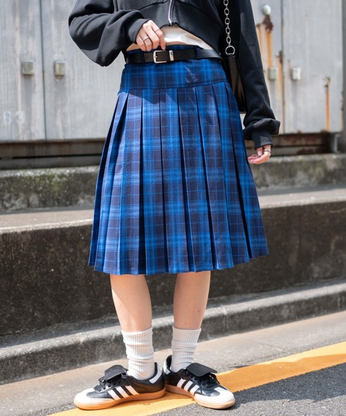 WEGO（ウィゴー）の「WEGO/ベルト付プリーツミドルスカート（スカート・レディース・ブルー系その他2/杢グレー/ブラック系その他2/ブラック・FREE）」の22枚目の写真