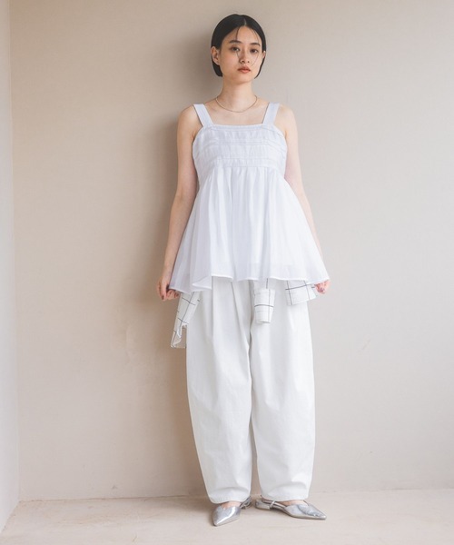 A part by（アパートバイ）の「シアーペプラムキャミ（シャツ/ブラウス・レディース・ブラック/アイボリー/ブラウン・FREE）」の16枚目の写真