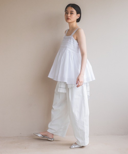 A part by（アパートバイ）の「シアーペプラムキャミ（シャツ/ブラウス・レディース・ブラック/アイボリー/ブラウン・FREE）」の17枚目の写真