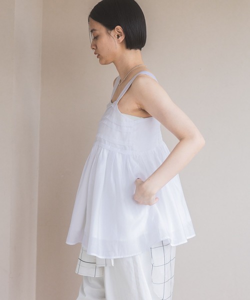 A part by（アパートバイ）の「シアーペプラムキャミ（シャツ/ブラウス・レディース・ブラック/アイボリー/ブラウン・FREE）」の20枚目の写真