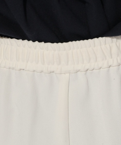Elura(エルーラ)の「【冬パンツの新定番が登場!】TRストレッチワイドパンツ<低身長サイズあり>/147954(その他パンツ・レディース・グレイッシュベージュ/オフホワイト/ダークネイビー・LARGE/FREE(S)/MEDIUM)」の5枚目の写真