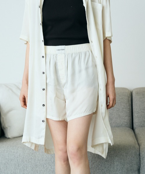 Calvin Klein（カルバン・クライン）の「Calvin Klein/カルバンクライン BOXER SLIM リープショーツ（その他パンツ・レディース・ブラウン/オフホワイト・L/M/S/XS）」の14枚目の写真