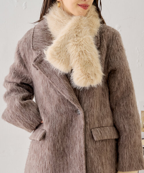 Chico（チコ）の「ブローチ付きティペット（マフラー・レディース・アイボリー/ブラウン/ブラック・FREE）」の8枚目の写真