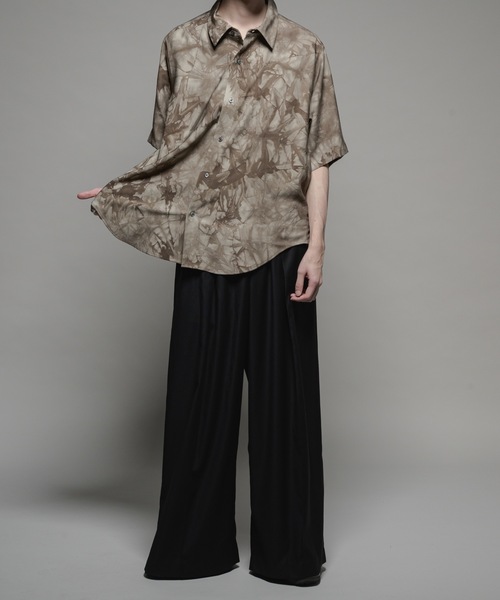 CASPER JOHN（キャスパージョン）の「Various loose shirts -tie dye- /バリアスルーズシャツ -タイダイ-（シャツ/ブラウス・メンズ・グレー/ベージュ/ネイビー/ブラウン/ブラック・X-SMALL/SMALL/MEDIUM/LARGE）」の12枚目の写真