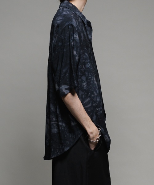 CASPER JOHN（キャスパージョン）の「Various loose shirts -tie dye- /バリアスルーズシャツ -タイダイ-（シャツ/ブラウス・メンズ・グレー/ベージュ/ネイビー/ブラウン/ブラック・X-SMALL/SMALL/MEDIUM/LARGE）」の15枚目の写真