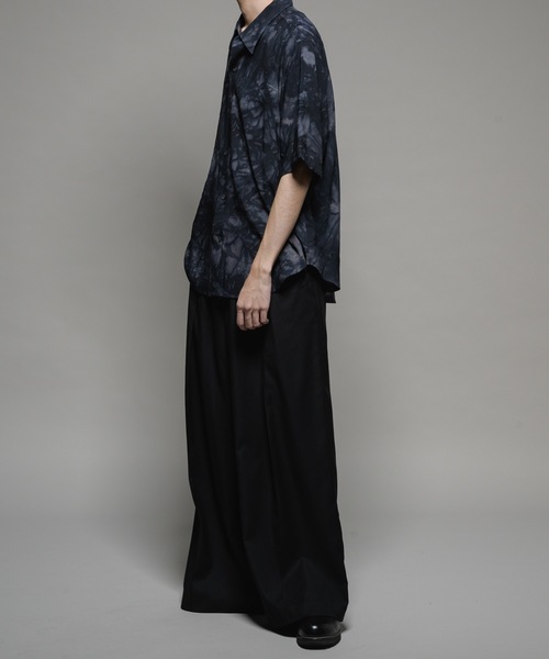 CASPER JOHN（キャスパージョン）の「Various loose shirts -tie dye- /バリアスルーズシャツ -タイダイ-（シャツ/ブラウス・メンズ・グレー/ベージュ/ネイビー/ブラウン/ブラック・X-SMALL/SMALL/MEDIUM/LARGE）」の18枚目の写真