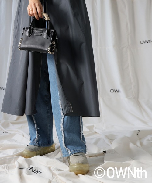 OWNth(オンス)の「フリンジデニムパンツ(その他パンツ・レディース・ライトブルー/インディゴブルー・LARGE/MEDIUM)」の8枚目の写真
