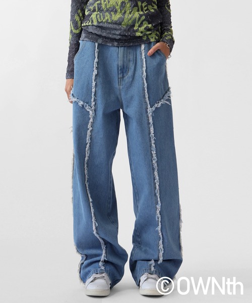 OWNth(オンス)の「フリンジデニムパンツ(その他パンツ・レディース・ライトブルー/インディゴブルー・LARGE/MEDIUM)」の14枚目の写真