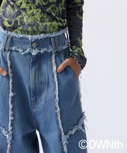 OWNth(オンス)の「フリンジデニムパンツ(その他パンツ・レディース・ライトブルー/インディゴブルー・LARGE/MEDIUM)」の12枚目の写真