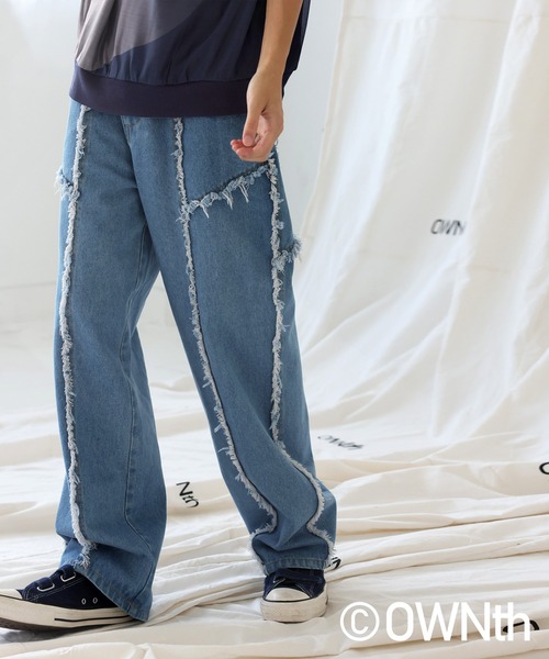 OWNth(オンス)の「フリンジデニムパンツ(その他パンツ・レディース・ライトブルー/インディゴブルー・LARGE/MEDIUM)」の22枚目の写真
