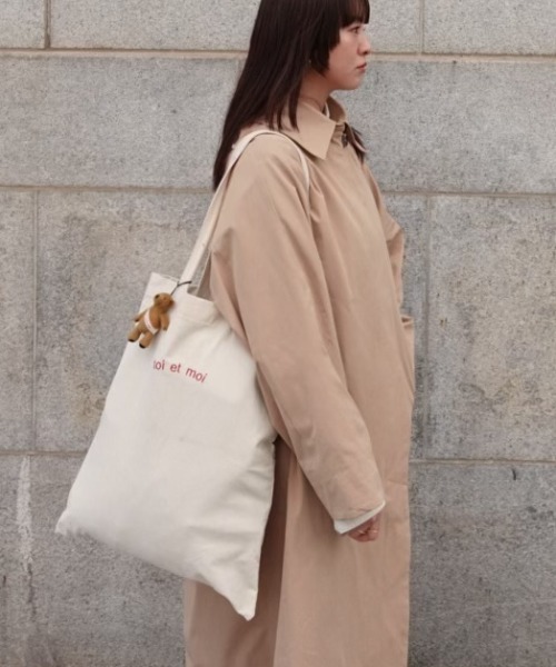 INTER FACTORY(インターファクトリー)の「Sugaya Risako 刺繍トートバッグ made in INTER FACTORY(トートバッグ・レディース・アイボリー・FREE)」の4枚目の写真