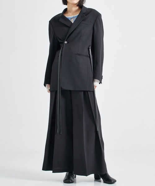 STUDIOUS(ステュディオス)の「【STUDIOUS/ステュディオス】Leather Belted Tailored Jacket/レザーベルテッドテイラードジャケット(テーラードジャケット・レディース・ブラック/ベージュ・1/2)」の8枚目の写真