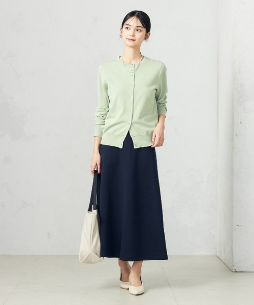 a.v.v（アーヴェヴェ）の「【洗える/UVカット】クルーネックカーディガン（カーディガン/ボレロ・レディース・ホワイト/ブラック/オレンジ/ブルー/ミント/グレー系その他・40/38/36/34/42）」の22枚目の写真