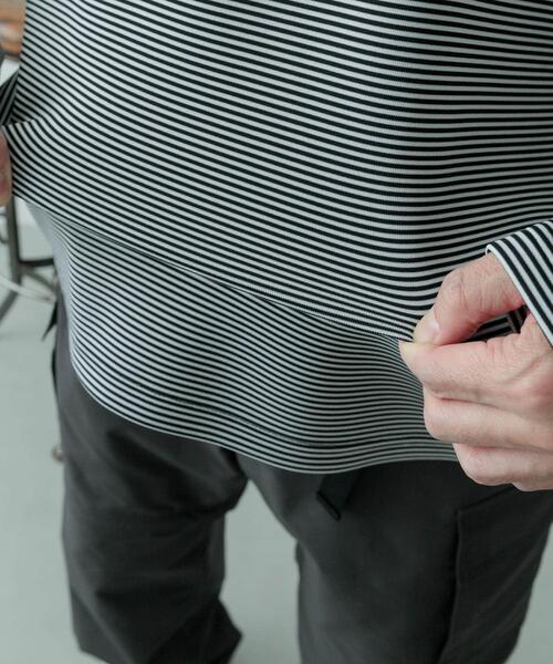 ITEMS URBANRESEARCH（アイテムズ アーバンリサーチ）の「ダンボール ロングスリーブ カットソー（Tシャツ/カットソー・メンズ・その他1/ホワイト/ブラック・MEDIUM/LARGE）」の6枚目の写真