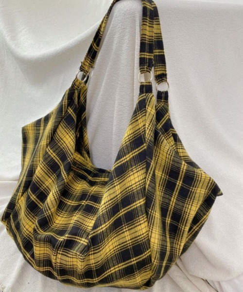 大容量チェックショルダーバッグ(se)（ショルダーバッグ）｜almo