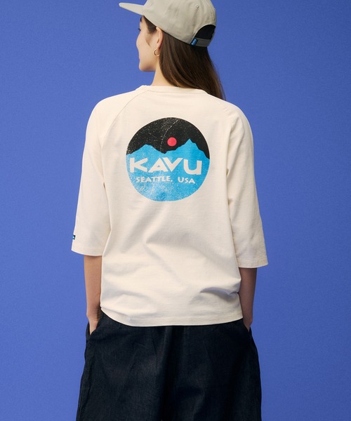 KAVU(カブー)の「KAVU/カブー Mountain Logo BB Tee/マウンテンロゴベースボールティー(Tシャツ/カットソー・メンズ・ブラック/アイボリー/ブルー/レッド・X-LARGE/MEDIUM/LARGE)」の1枚目の写真