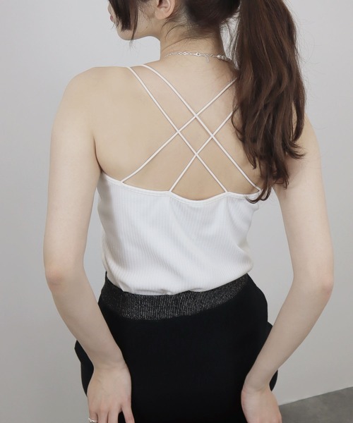 Reurie'（レウリィ）の「カップ付き テレコリブ スクエア キャミソール/telecorib square camisole　バッククロス　レイヤード　キャミ　カジュアル　きれいめ　インナー（キャミソール・レディース・モカ/ホワイト/ブラック・FREE）」の2枚目の写真