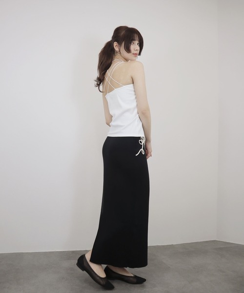 Reurie'（レウリィ）の「カップ付き テレコリブ スクエア キャミソール/telecorib square camisole　バッククロス　レイヤード　キャミ　カジュアル　きれいめ　インナー（キャミソール・レディース・モカ/ホワイト/ブラック・FREE）」の15枚目の写真