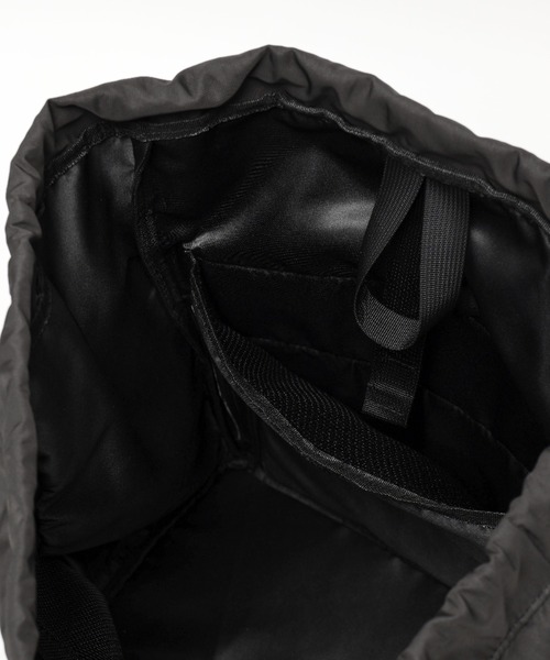 DEVICE（デバイス）の「【@___mika___livingコラボ】カラビナ付き パラコード巾着 バックパック（バックパック/リュック・レディース・ブラック・FREE）」の15枚目の写真