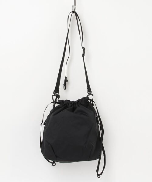 BAICYCLON by Bagjack（バイシクロン バイ バグジャック）の「DRAWSTRING BAG（ショルダーバッグ・メンズ・ブラック・FREE）」の2枚目の写真