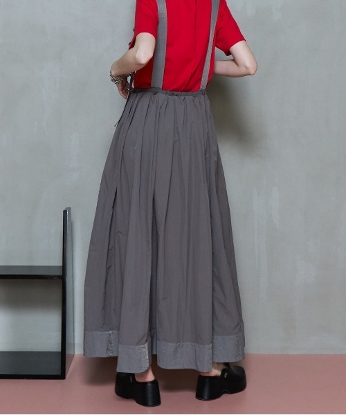 MAISON SPECIAL（メゾンスペシャル）の「Suspender Volume Skirt/サスペンダーボリュームスカート（スカート・レディース・ブラック/ホワイト/グレー・38/36）」の10枚目の写真