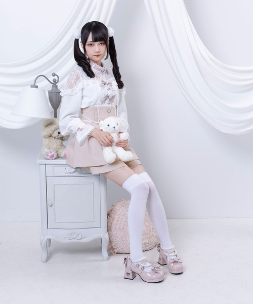 DearMyLove(ディアマイラブ)の「パールビジューフレアスカート(スカート・レディース・グレー/ベージュ/ブラック・SMALL/3L/LL/LARGE/MEDIUM)」の4枚目の写真